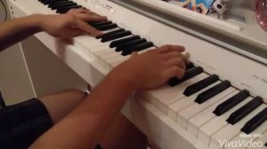 Красивая мелодия на пианино.