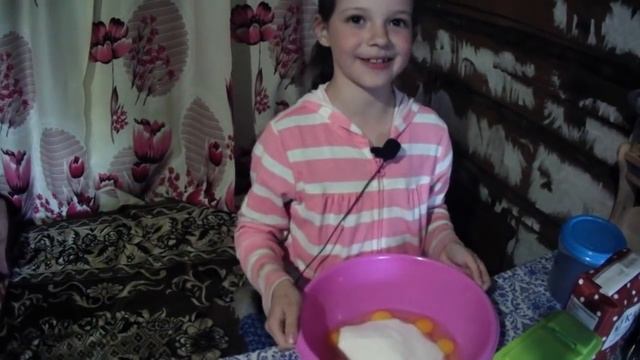 Деревенские будни. Рецепт печенья от Киры! смотреть онлайн