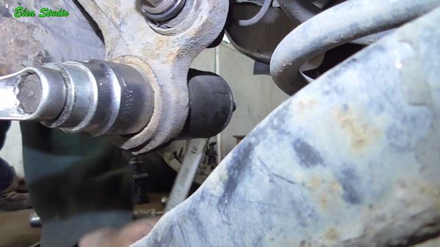 Замена плавающего сайлентблока кулака задней подвески Hyundai Elantra