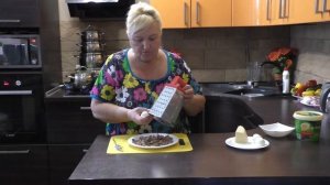 Супер быстрый и легкий в приготовлении салат из шпрот