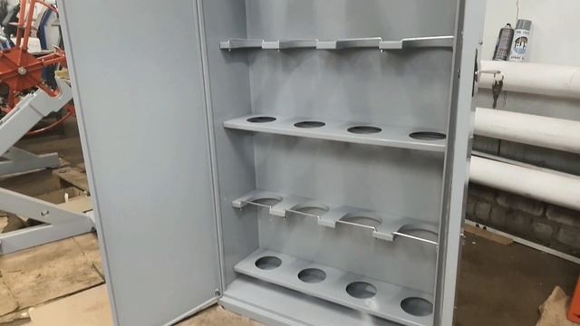 Шкаф для хранения газовых баллонов АМ.ШГБК.01 смотреть онлайн