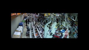 Падение стеллажей на складе /  Falling stock shelves