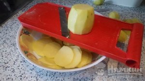 Розочки из картофеля с сыром в духовке