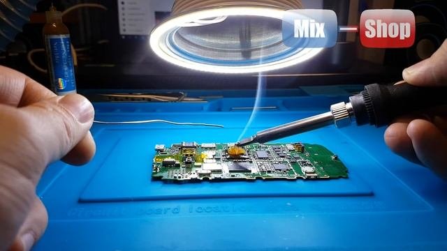 ДЫМОУЛОВИТЕЛЬ ДЛЯ ПАЙКИ TBK РАСПАКОВКА И ТЕСТ
