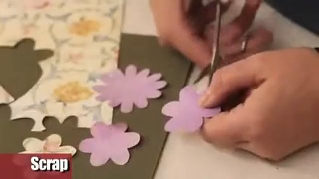 02 MIRROR WITH FLOWERS