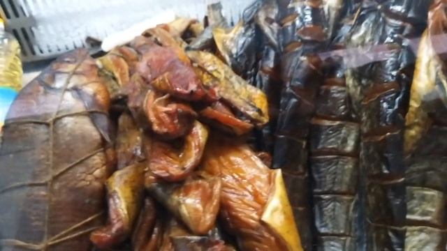 Астрахань.Сколько стоит рыба на рынке Стоимость черной икры/Smoked Fish. Astrakhan city. Russia. смотреть онлайн