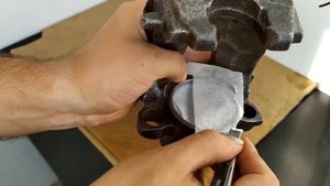VOLKSWAGEN GOLF IV BRAKE CALIPER RESTORATION