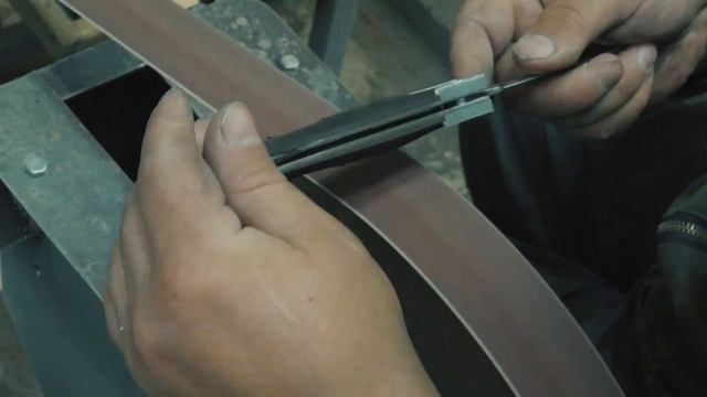 Подробный процесс сборки складного кортика "СССР". Удивительный клинок с историей! смотреть онлайн