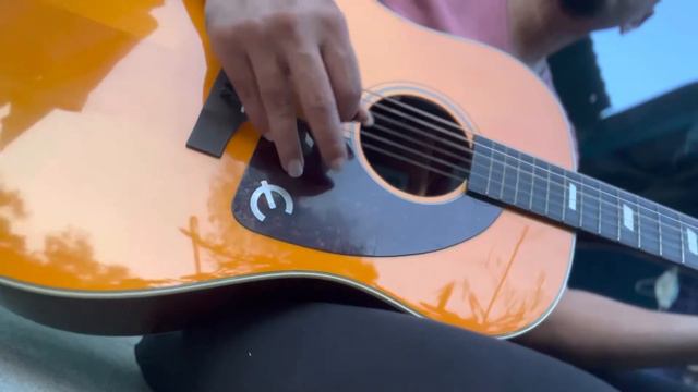 Epiphone texan 79 смотреть онлайн