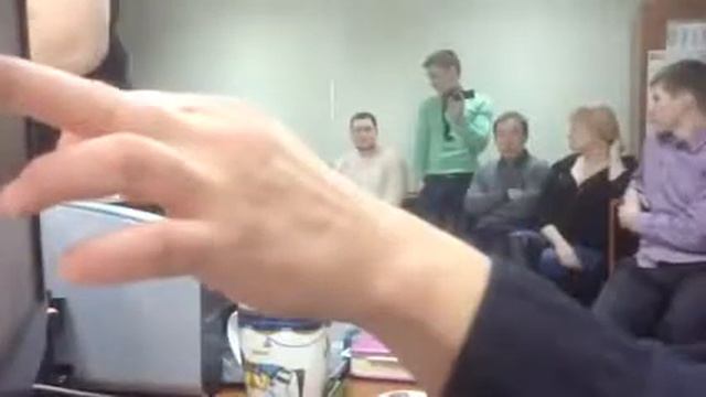 Телефонный звонок клиенту, риэлтор смотреть онлайн