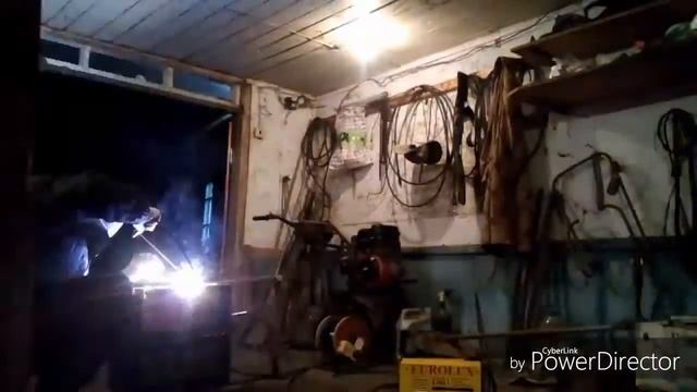 Станок для производства шлакоблоков (бетоноблоков)