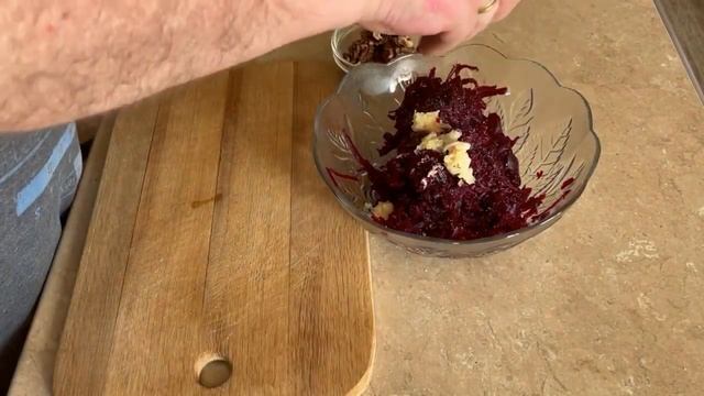 Грецкий орех + свекла !!! Очень простой и вкусный салат !!!