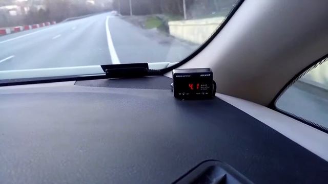 Toyota Alphard разгон до 100 смотреть онлайн