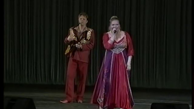 Людмила Николаева "Встань, пройдись со мной, родная" смотреть онлайн