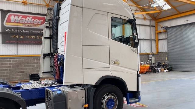 New In Stocklist For Sale: VOLVO FH 460 VERSION 4 GLOBETROTTER 6X2 TRACTOR UNIT - 2014 - KM14 ZWK смотреть онлайн