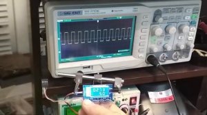 ? Мобильный телефон, управляет генератором частоты XY-LPWM 1 Гц-150 кГц (+исходник .aia + .арк).