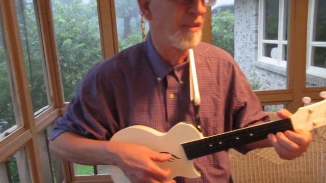 Carmenita. Davis Original. Nova U Concert Ukulele. смотреть онлайн