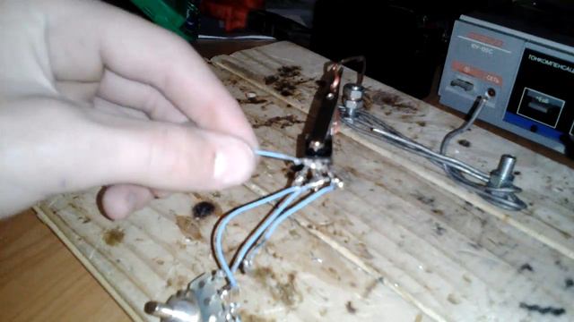 Самий простой регулятор напряжения! смотреть онлайн