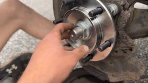 Lexus GX470 Wheel Hub/Bearing Replacement