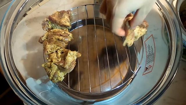 Вкуснейший шашлык из свинины в аэрогриле || Delicious grilled pork barbecue смотреть онлайн