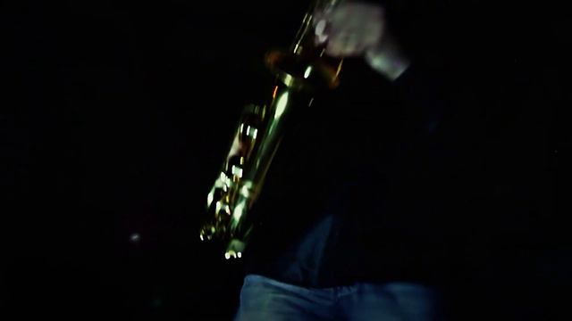 Violin and Saxophone смотреть онлайн