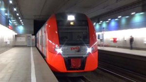 Электропоезд ЭС2Г-077 "Ласточка" на подземной станции "МЦК" Площадь Гагарина