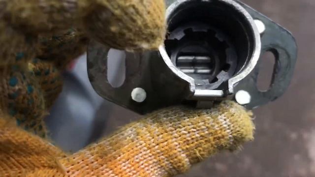 Как разобрать и собрать механизм замка багажника на Ладе Калине 1 смотреть онлайн