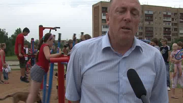 Открытие площадки уличных спортивных тренажеров на Губернаторской площади