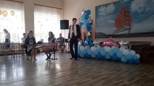 Сценка ,посвящённая учителю русского и литературы