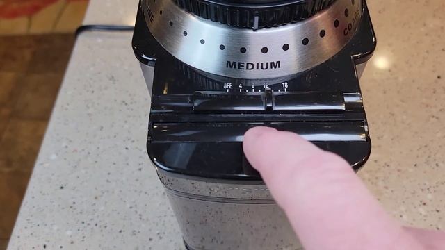 DETAILED REVIEW Cuisinart Supreme Grind Automatic Burr Mill Coffee Grinder DBM-8 смотреть онлайн