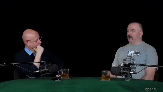 Клим Жуков - Про сражение у мыса Матапан и ловлю японских авианосцев смотреть онлайн