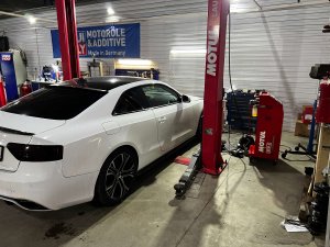 Замена масла в вариаторе Audi A5 Multitronic 0AW