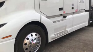 Обзор Volvo vnl 860 на моей стоянке