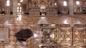 360 video: Basilica di Santa Maria Gloriosa dei Frari, Venice, Italy