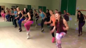 Zumba® Fitness "АЙ-Я-ЯЙ, ДЕВЧОНКА", Руки Вверх | WARM UP| Зумба с Леной Прудниковой