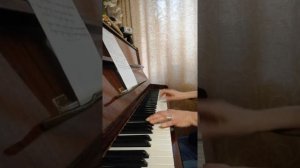 Упражнение 33. Легато и стаккато. Дистанционные уроки по вокалу и сольфеджио.