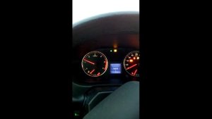 Как заводится УАЗ Патриот в -30, погода в Москве, снег и пробки