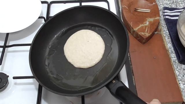 Никогда еще десерт небыл так вкусен и полезен. Блины из овсяных хлопьев молотых или геркулеса. смотреть онлайн