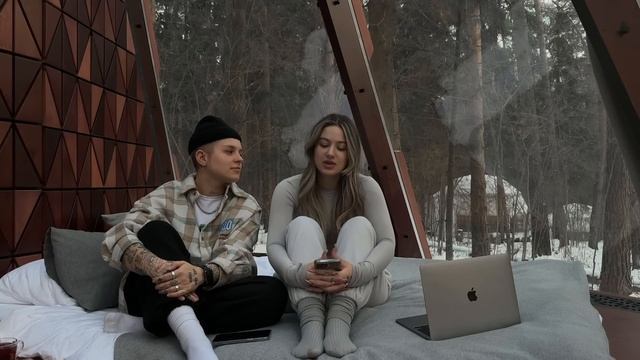 влогмас: самый необычный отель Подмосковья - одни посреди леса?? смотреть онлайн