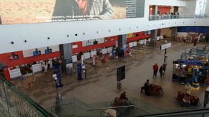 Аэропорт Челябинска, интерьер, 26 мая 2022 г.