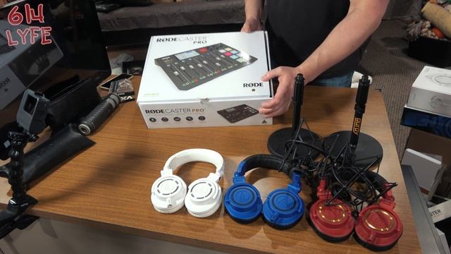 Rodecaster Pro & Rode Procaster Mic | Unboxing $2k Podcast Studio смотреть онлайн