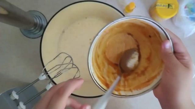 Медовик на день рождения старшей дочери.Печет внучка Тамила смотреть онлайн