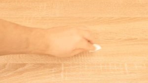 Стереть Edding - ВОТ ТАК можно стереть маркер с мебели или одежды ?