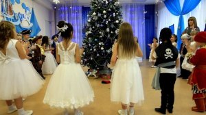 Новогодний утренник детский сад №48 группа 8