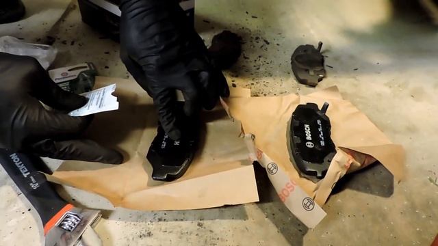 Easy 03-08 Honda Pilot Front Brakes and Rotors Change - The Buildout смотреть онлайн