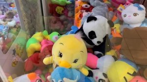 ЧТО МОЖНО ВЫИГРАТЬ НА ЭТИ ДЕНЬГИ В АППАРАТЕ ХВАТАЙКА С ИГРУШКАМИ???