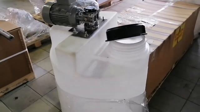 Тихоходный редукторный миксер для кислотных растворов смотреть онлайн