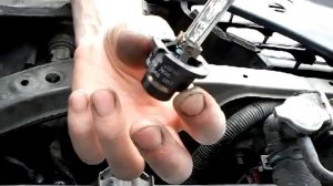 Как заменить ксеноновую лампу лампочку головного света LEXUS GX 460(2010)zamiana zarowki lampy przo