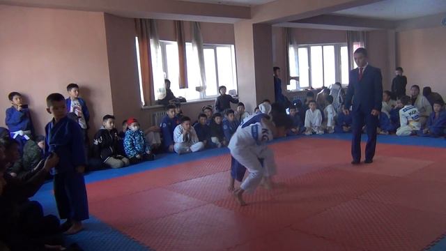 Кыязов Исхак vs  Юнусалиев Мухаммедали