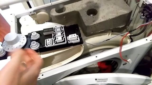 Задумка на поломку от производителя или ремонт стиральной машинки HotPoint Ariston ARUSF105 4 Кг смотреть онлайн